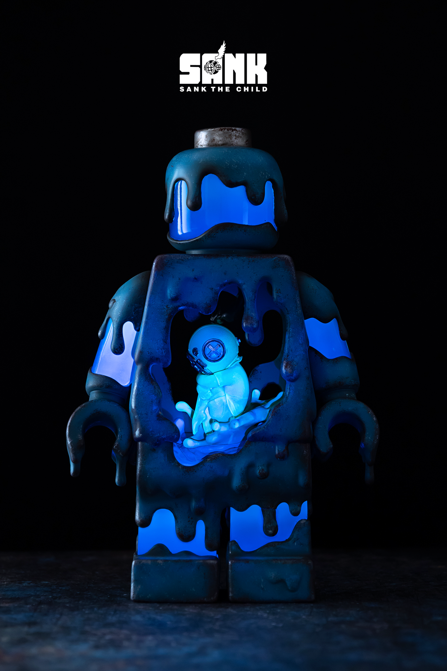 SankToys Polaris LEGO art toy front