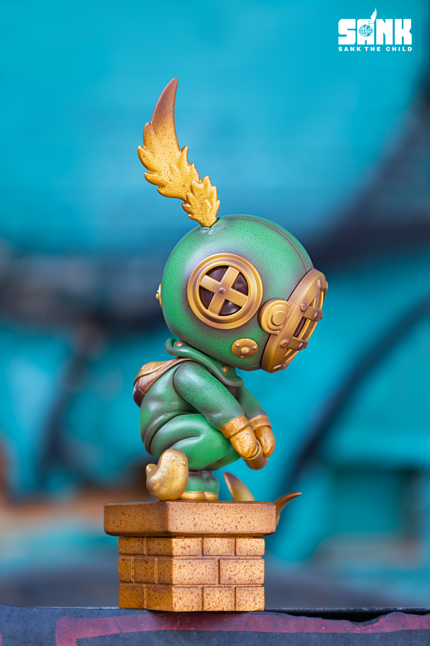 sanktoy miniature art toy right