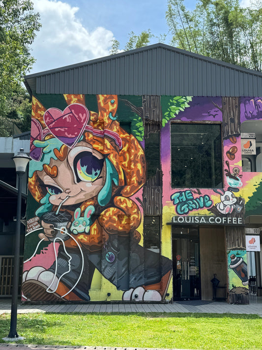 Louisa Coffee Checheng Store: Street Art Meets Bearbrick School