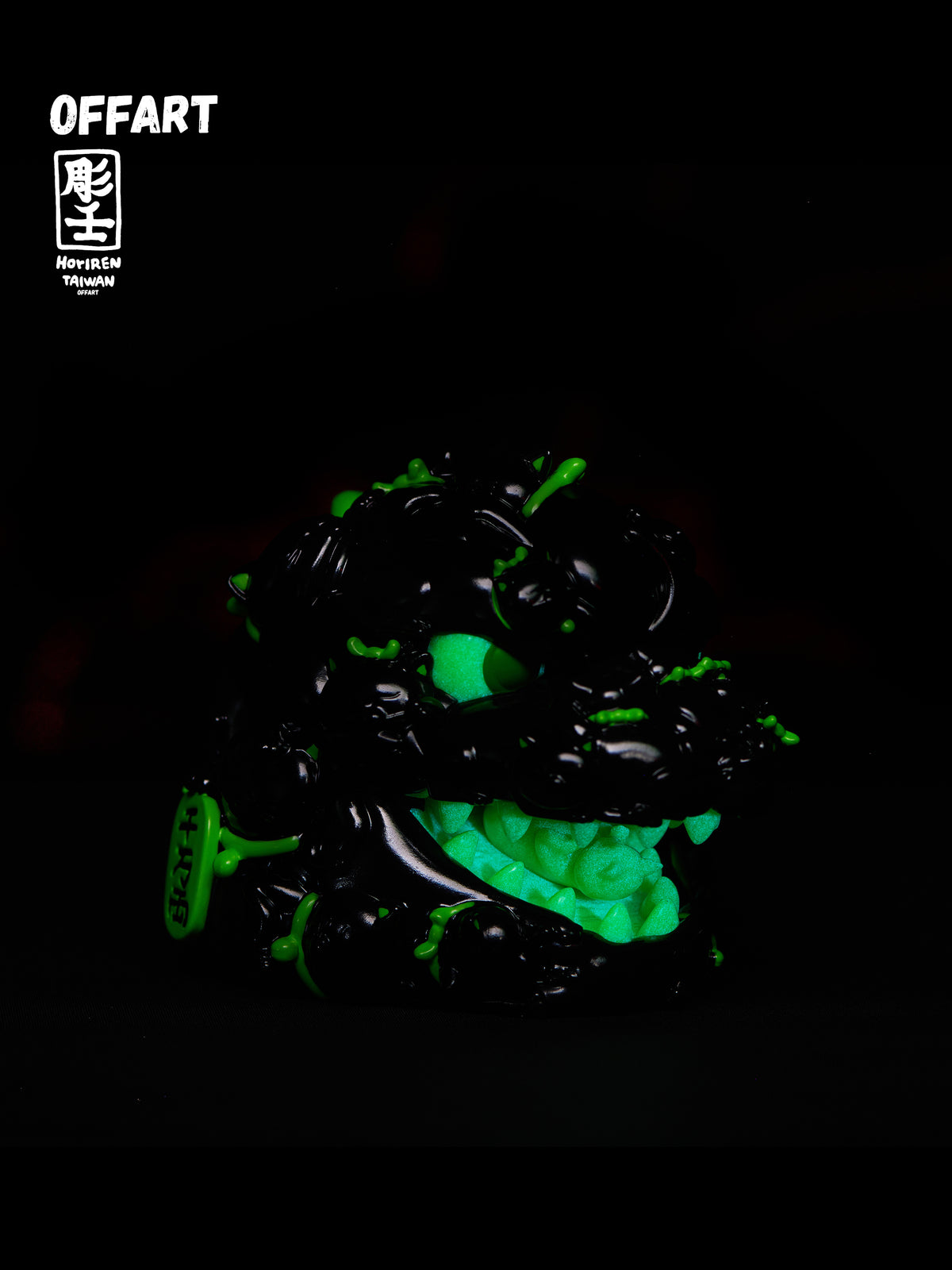OFFART Godzilla Hundred Cats Red Lotus Mini Fortune Head Sculpture - Ink Emerald Night - Dark Series Ⅱ Limited