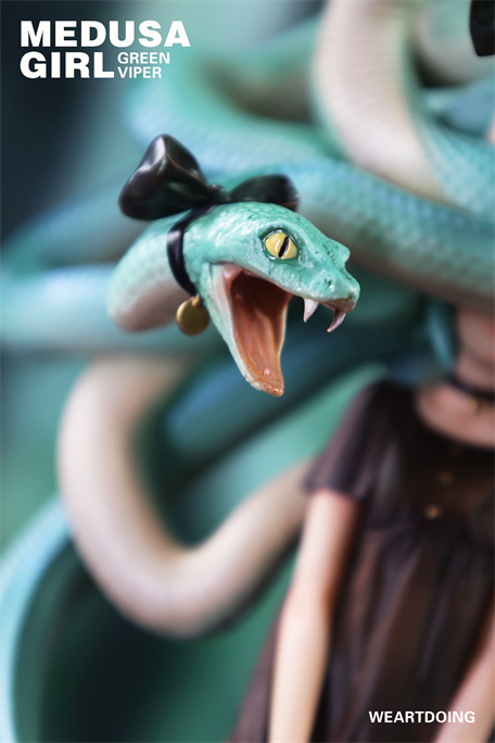 WeArtDoing Medusa Girl-Green Viper Art Figure