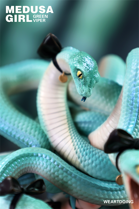 WeArtDoing Medusa Girl-Green Viper Art Figure