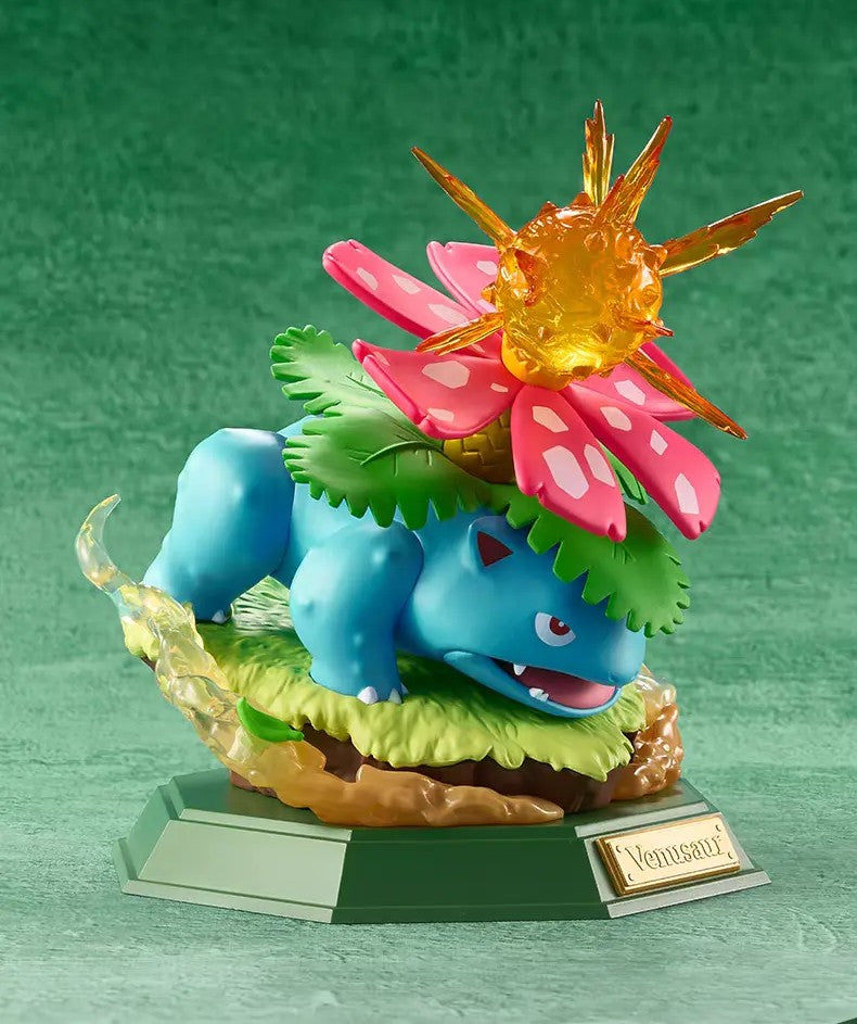 Funism Pokémon Twinkmont Shining Moment Series Figure - Venusaur