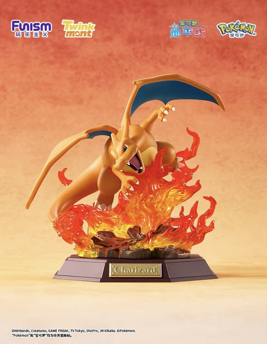 Funism Pokémon Twinkmont Shining Moment Series Figure Charizard