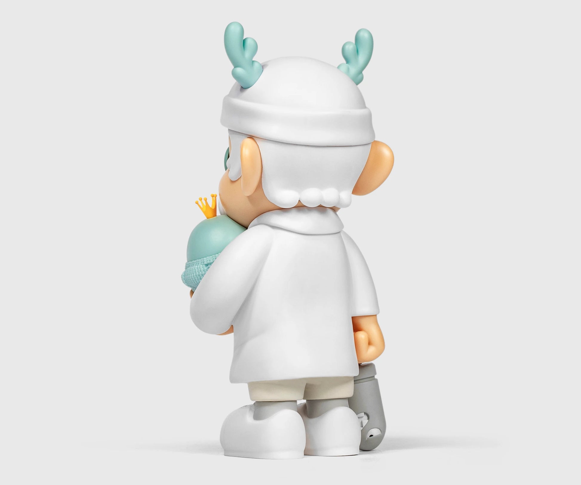 Fools Paradise Super Pro Essential Snow Vibe Vinyl Figure