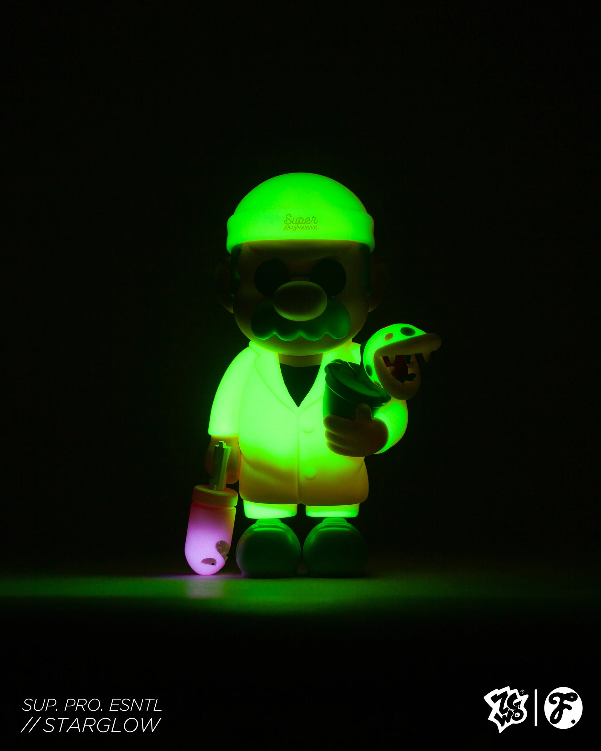 Fools Paradise Super Professional Essential StarGlow Mario Figure