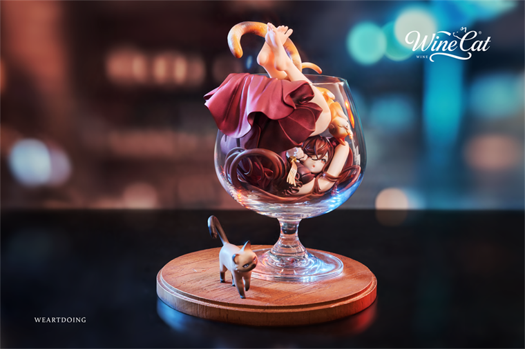 WeArtDoing Wine Cat Red Art Figure
