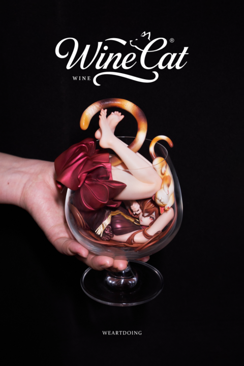 WeArtDoing Wine Cat Red Art Figure