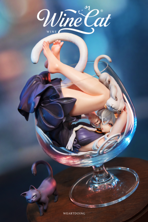 WeArtDoing Wine Cat Blue Art Figure